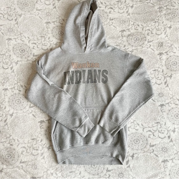 Gildan Waukon Indians gray sweatshirt small hoodie‎ - Picture 1 of 4